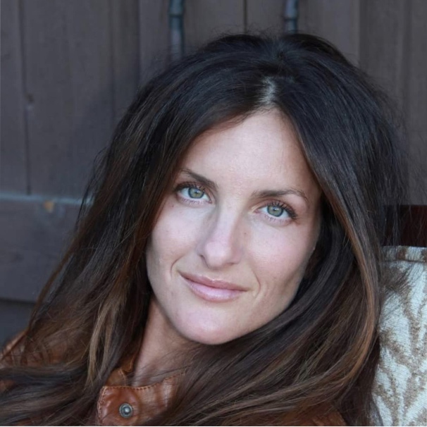 Cristina Leslie